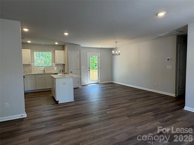 Foto del edificio - 1207 Suncrest Ave