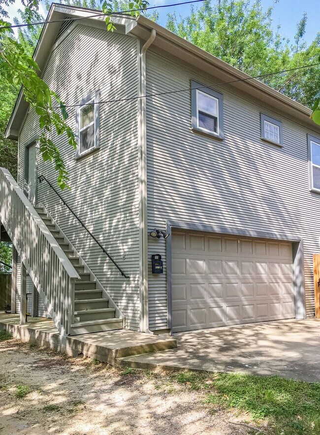 Building Photo - 4515 Avenue G