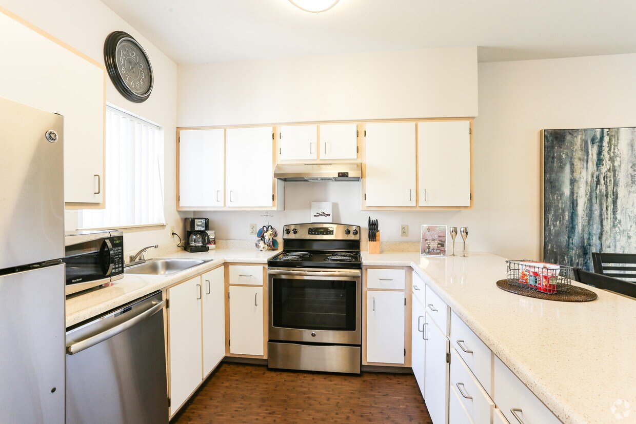 Chase Village Apartments Eugene, OR