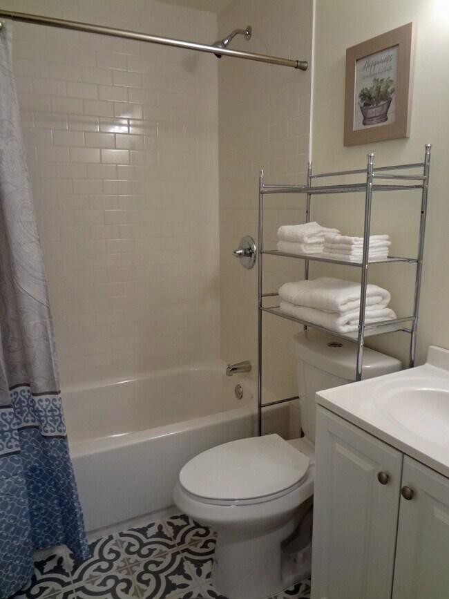 Foto del edificio - 506 Dr DB Todd Jr Blvd