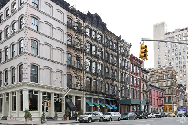 Foto del edificio - 297-301 Church St