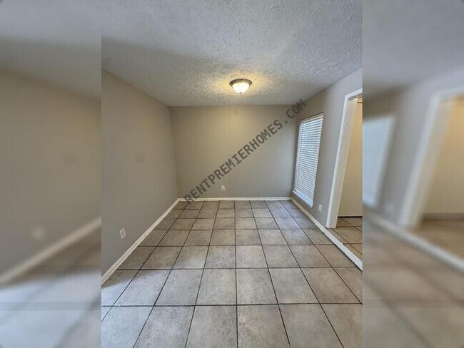 Foto del edificio - 23002 Bayleaf Dr