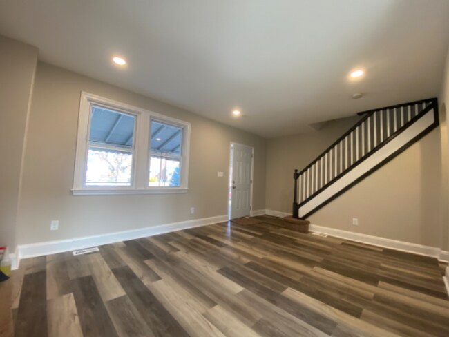 Building Photo - 3400 Keyway