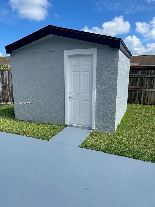 Building Photo - 12328 SW 259th St