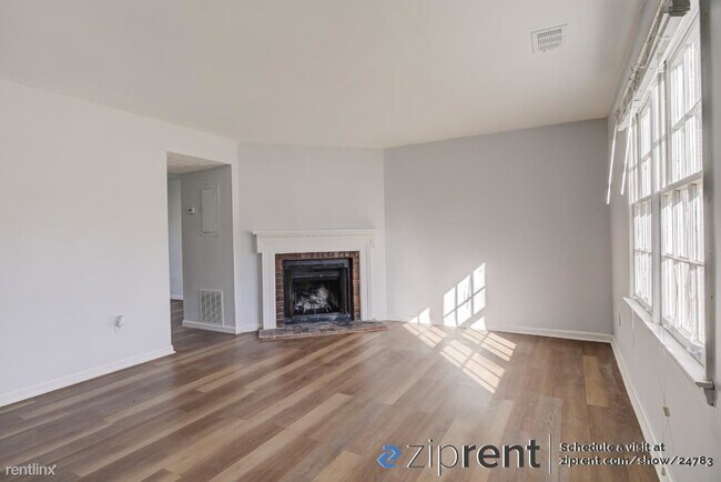 Foto del edificio - 2 br, 2.5 bath House - 5290 Stonebush Terr...