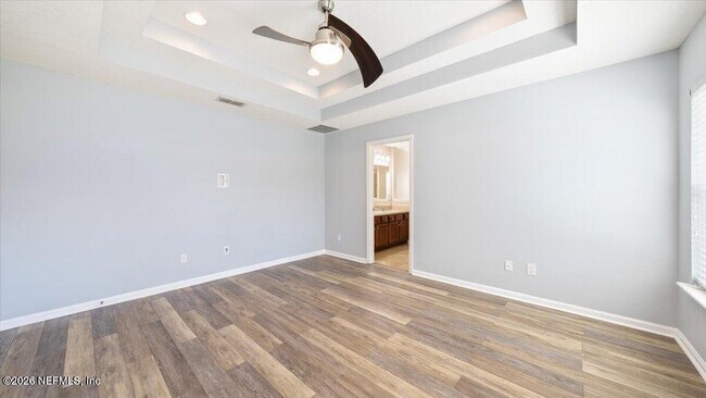 Foto del edificio - 16050 Dowing Creek Dr