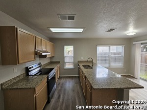 Building Photo - 10111 Ranger Canyon