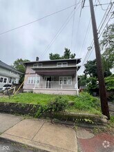 Building Photo - 315 E 33rd St