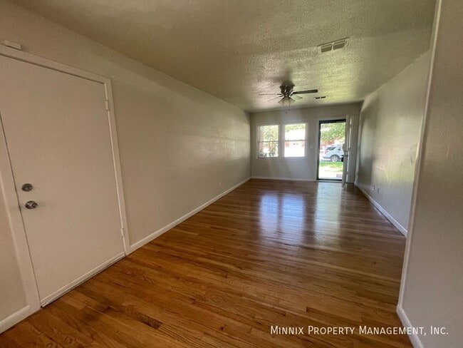 Building Photo - 3608 Lynette Dr