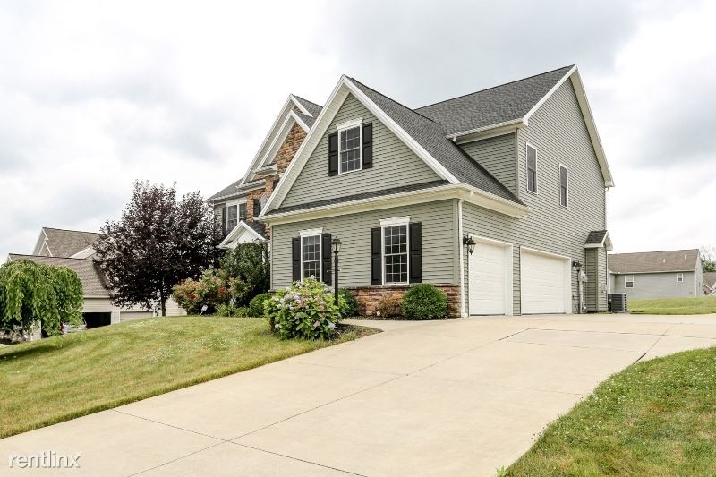 Primary Photo - 5 br, 3 bath House - 215 Dunbar Drive