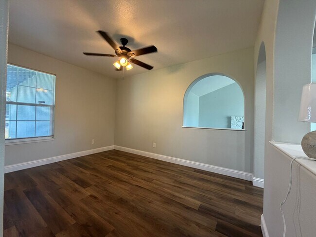 Foto del edificio - 8267 Moorhaven Way