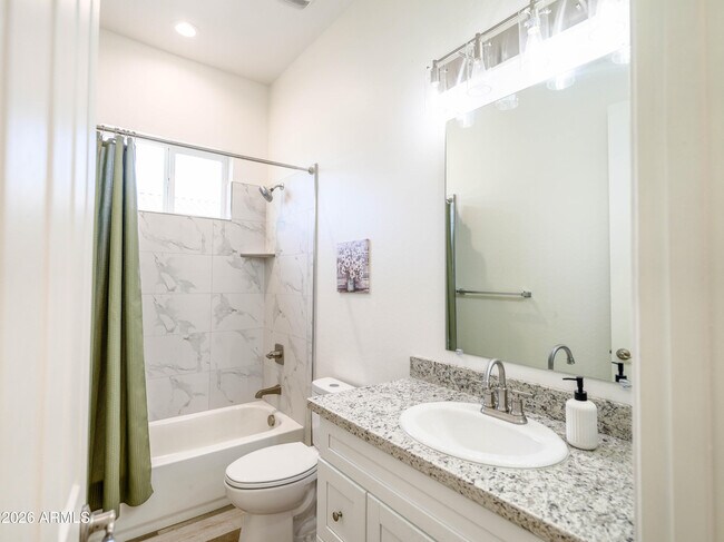 Foto del edificio - 11000 Cove Dr