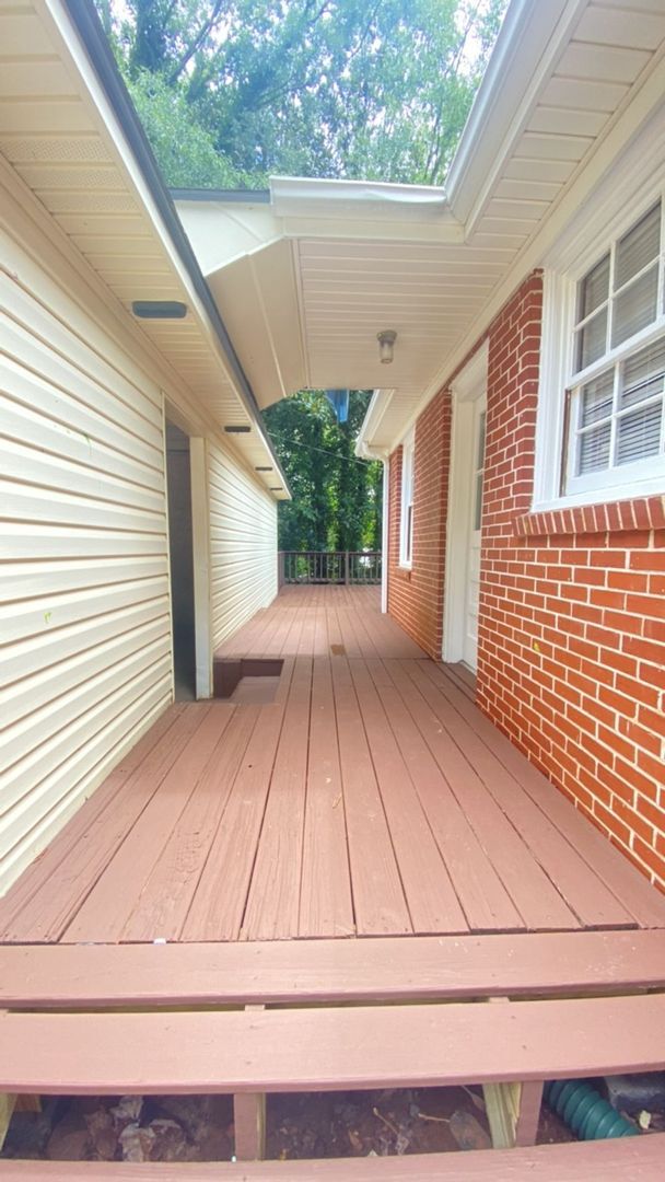 Foto del edificio - 1006 N 16th Ct