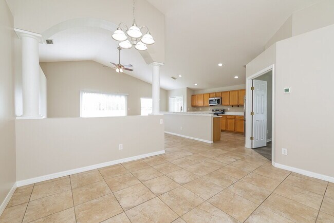 Foto del edificio - 4640 Sandhurst St