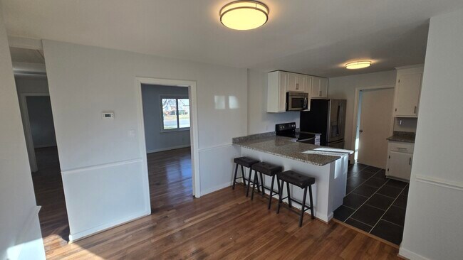 Foto del edificio - 605 Winnetka Ave