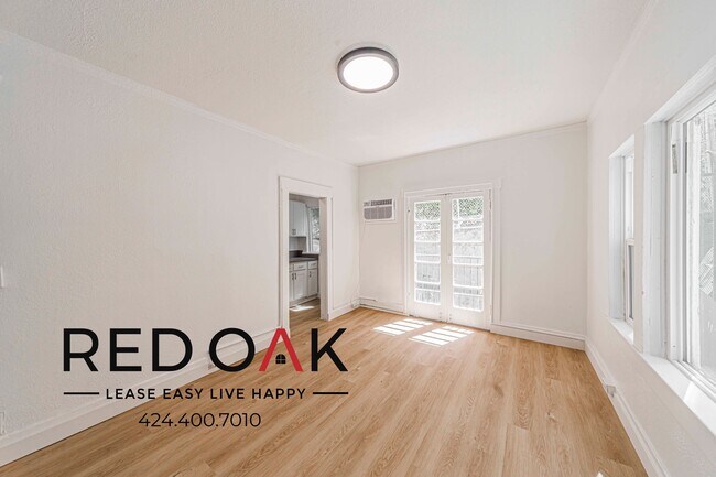 Foto del edificio - 816 S Park View St