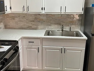 Building Photo - 1304 Silver St - Newly Renovated