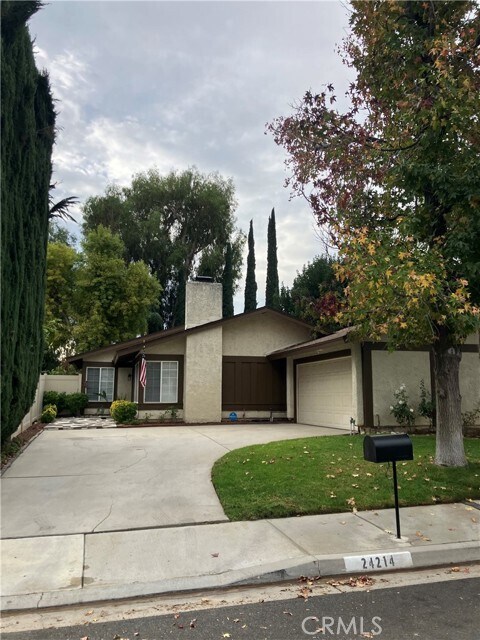 Foto principal - 24214 Dalgo Dr