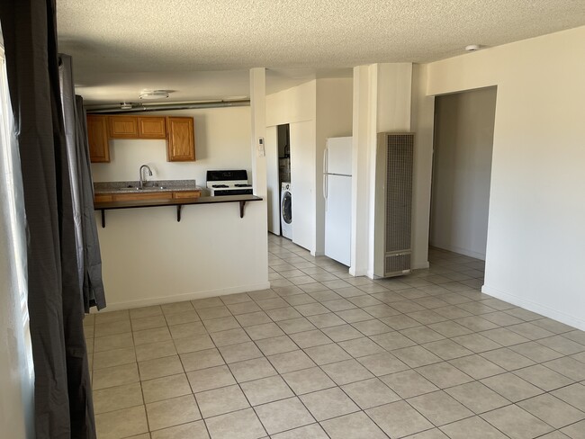 Building Photo - 73858 Sun Valley Dr