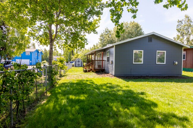 Foto del edificio - 3400 Turnagain St