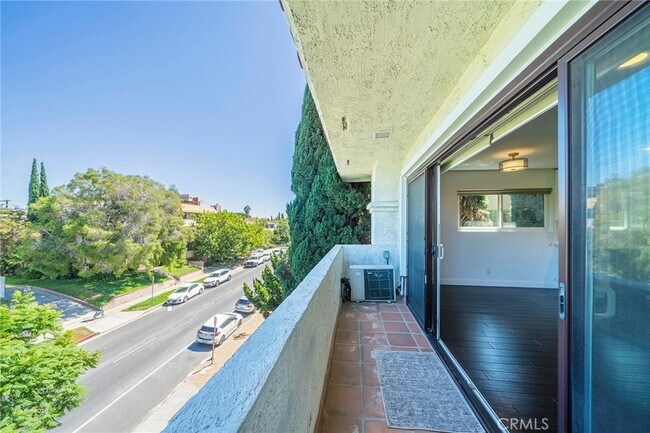 Foto del edificio - 1601 Veteran Ave