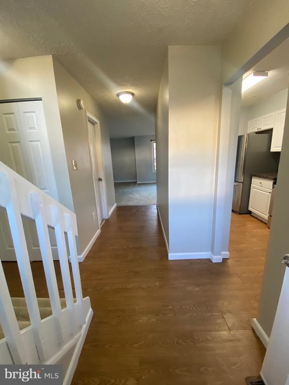 Foto del edificio - 7 Mooring Ct