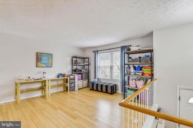 Building Photo - 1705 Remington Dr