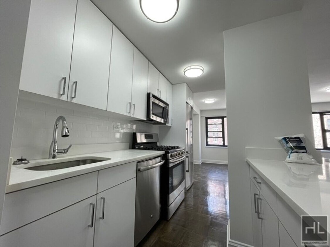 Foto del edificio - EAST 56 STREET