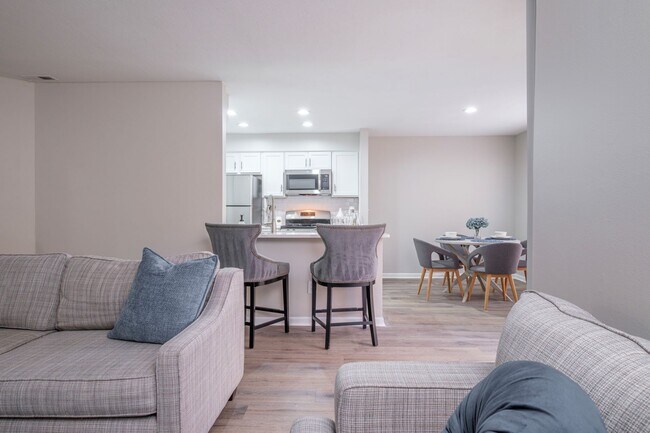 Foto del edificio - The Residence at Christopher Wren Apartments