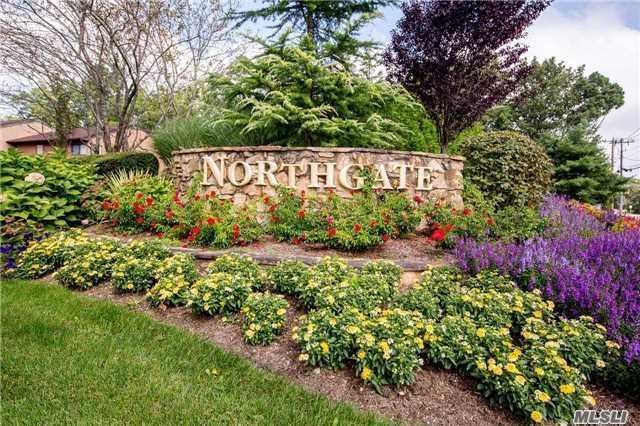 Primary Photo - 69 Northgate Cir