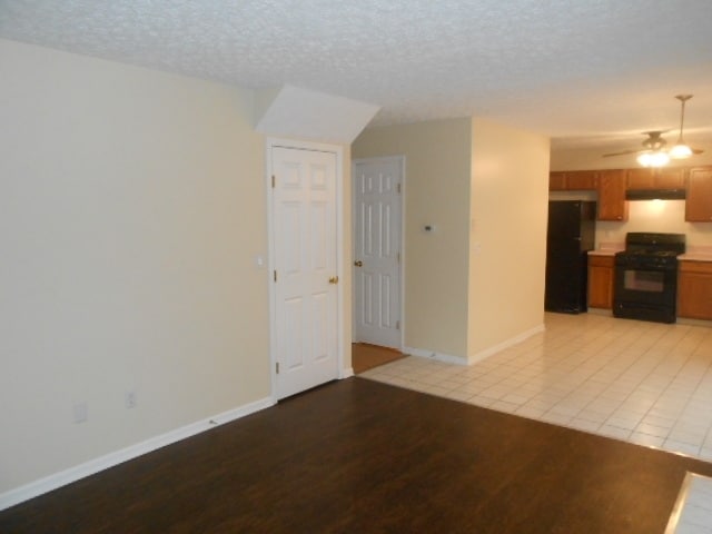 Foto del edificio - 907 Cherry Bud Drive