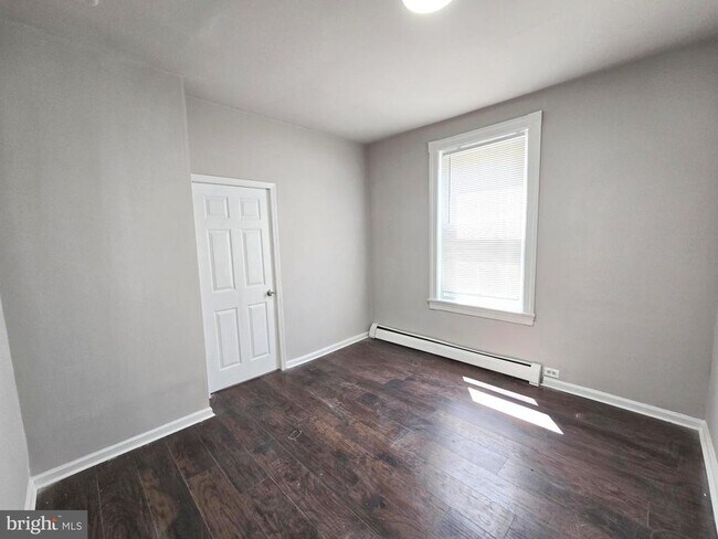 Foto del edificio - 509 E Washington Ln