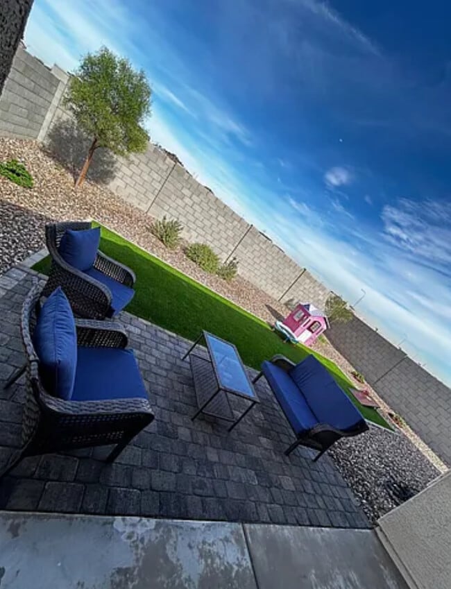 Photo - 12028 W Levi Dr House