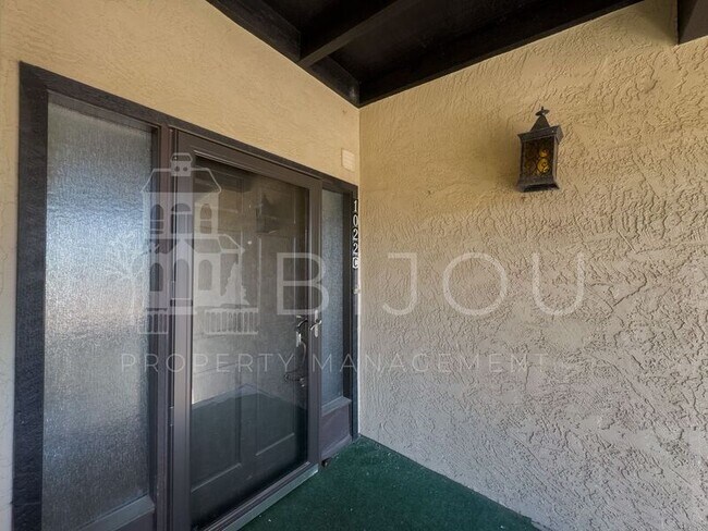 Foto del edificio - 1022 Fontmore Rd