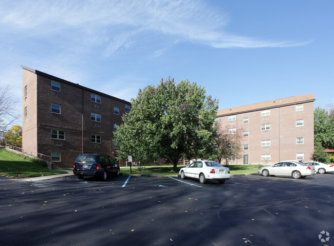 Foto del edificio - Raintree Square Retirement Community