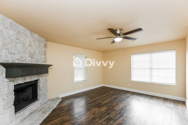 Building Photo - 8120 Albert St, White Settlement, TX 76108