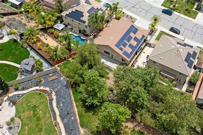 Building Photo - 24898 Sunset Vista Ave