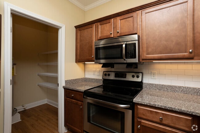 Interior Photo - Sage Creek