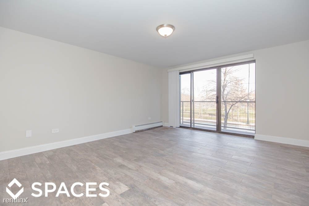 Foto principal - 3932 N Narragansett Ave