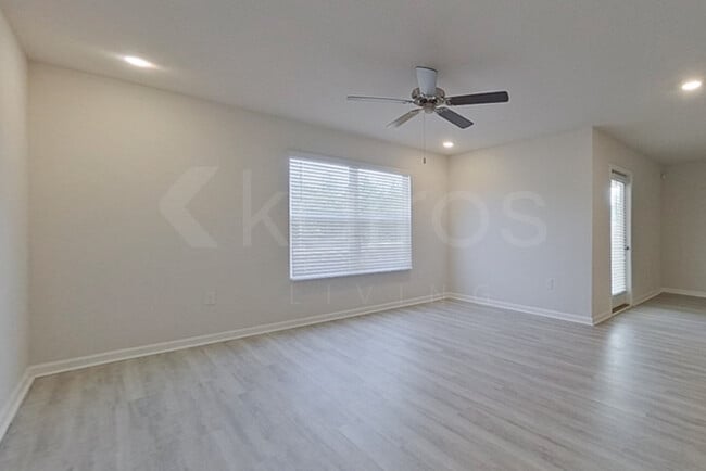 Building Photo - 4776 Malay Cir