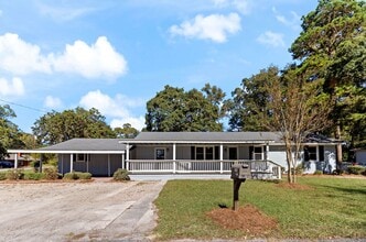 Building Photo - 1106 Bullard St