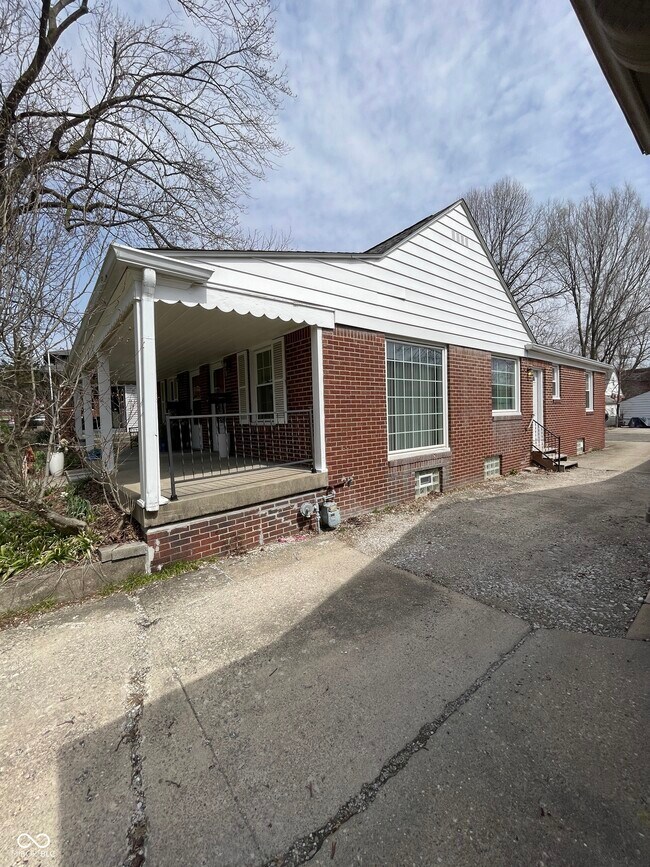 Building Photo - 53 Jenny Ln