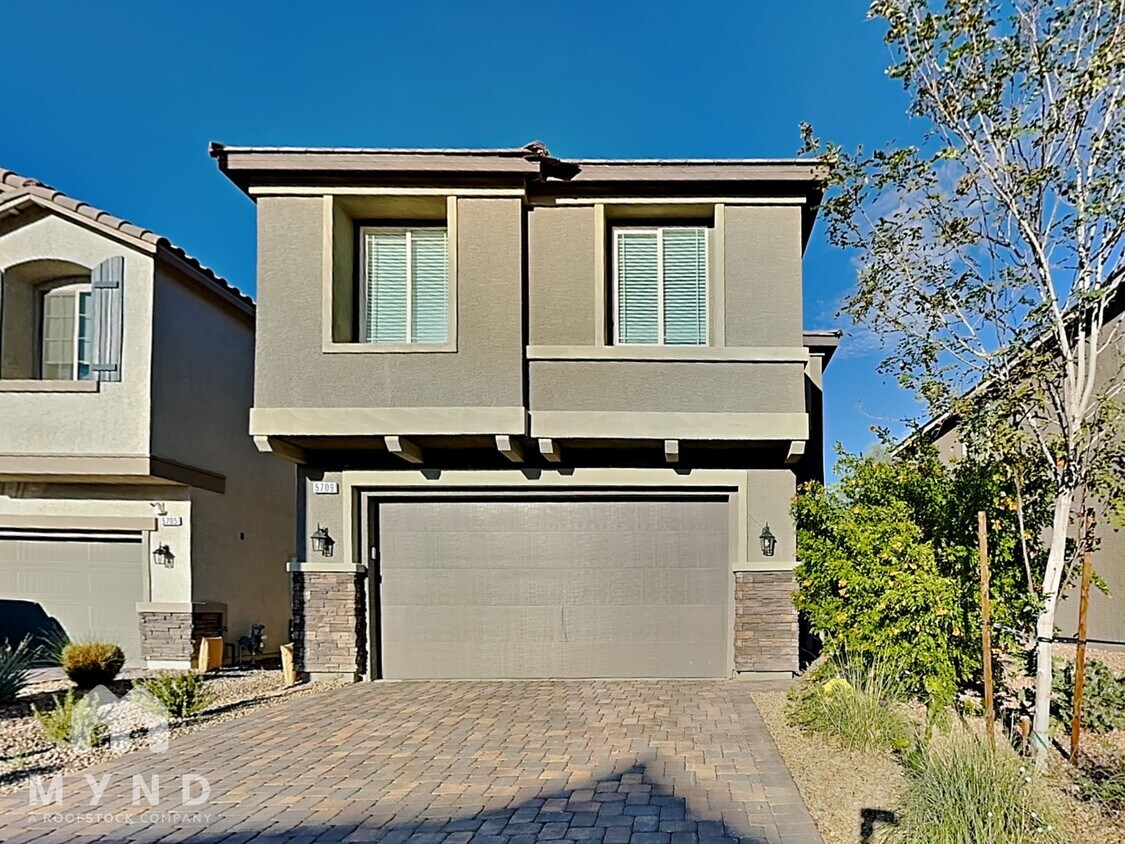 Foto principal - 5709 Justin Robert St