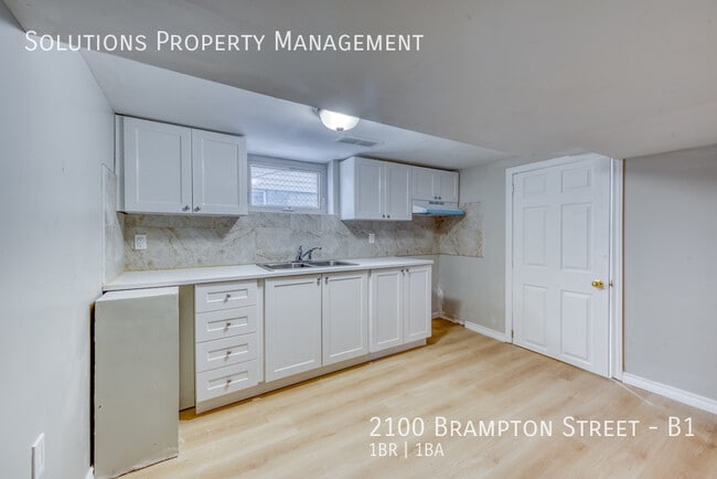 Building Photo - **Cute 1 Bedroom, 1 Bathroom Basement Close to Highway**