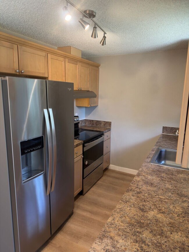 Foto del edificio - 22833 SW Washington St