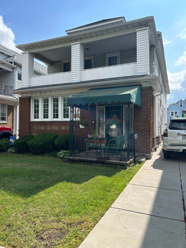 311 Sterling Ave Unit Upper, Buffalo, NY 14216 311 Sterling Ave