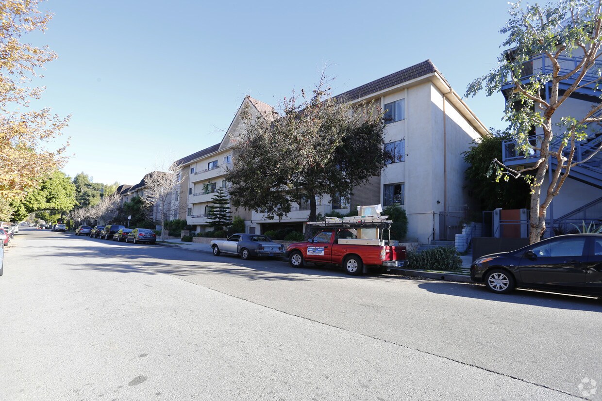 Foto del edificio - 722 N Orlando