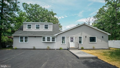 Building Photo - 39 Filbert Ave