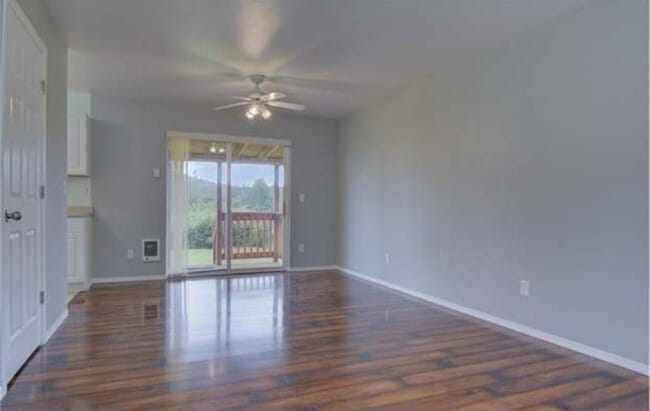 Building Photo - 1641 Bowmont Ave