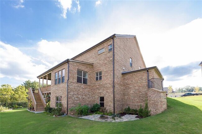Building Photo - 3373 Stone Point Way